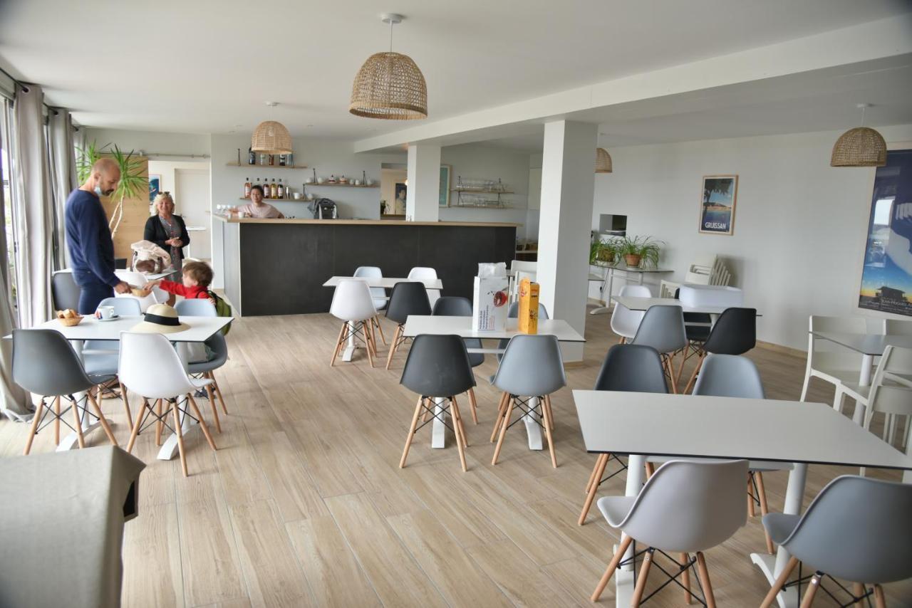 Hotel Le Grand Large Gruissan Bagian luar foto