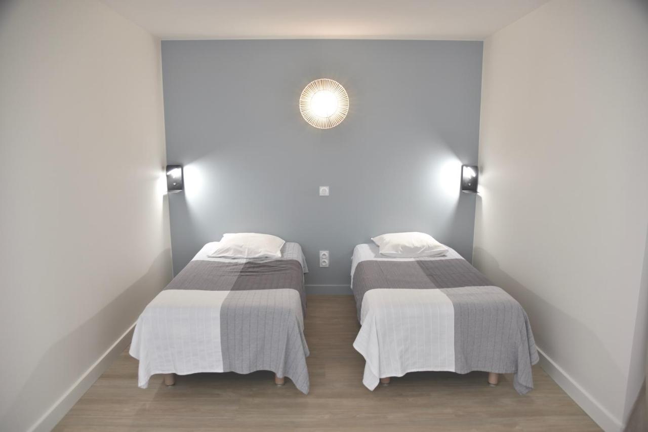Hotel Le Grand Large Gruissan Bagian luar foto