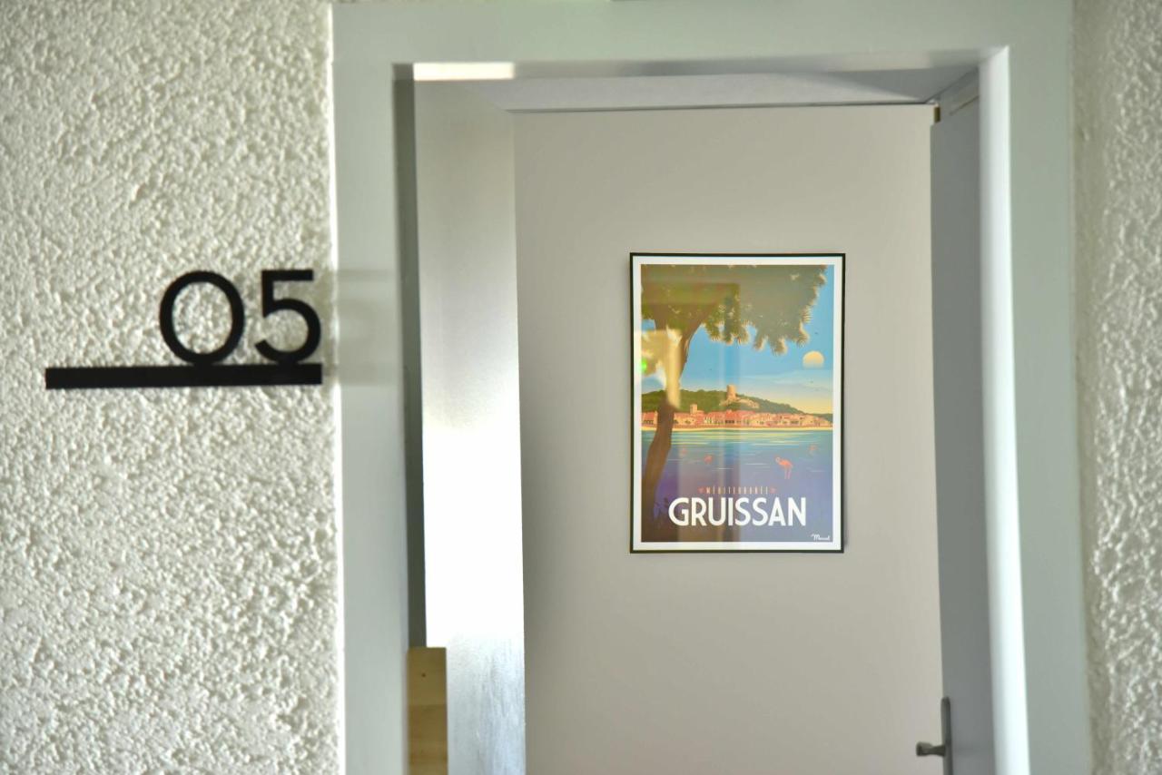 Hotel Le Grand Large Gruissan Bagian luar foto